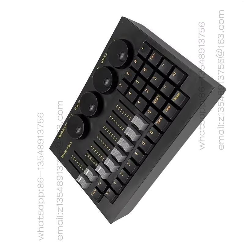 Office Furniture Plus - Mini MA2 Command Wing Bühnenlicht-Steuerkonsole Dark
